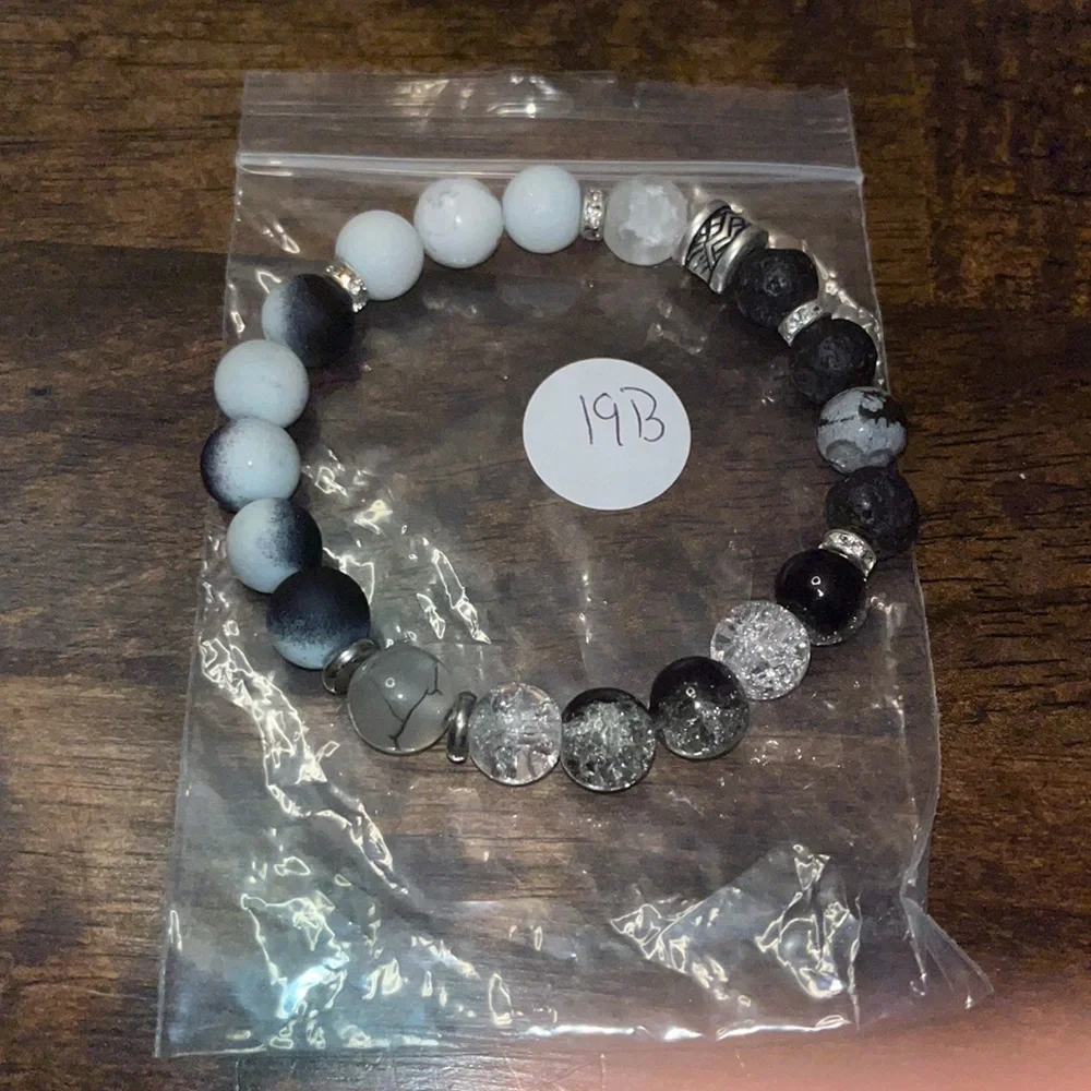 Beaded bracelets - Picture 2 of 2